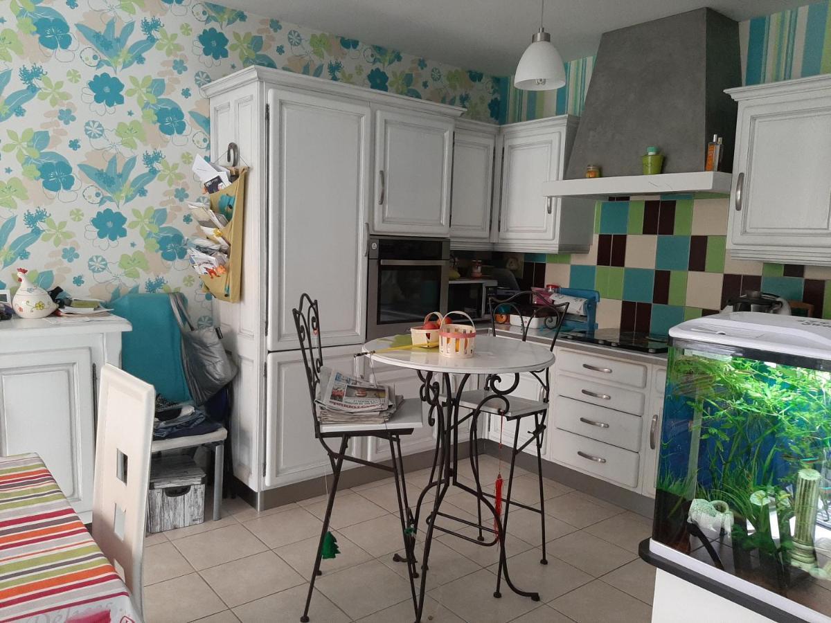 La Palatine Chambre Chez L Habitant A 20 Mn De Rodez Calmont  Exterior foto
