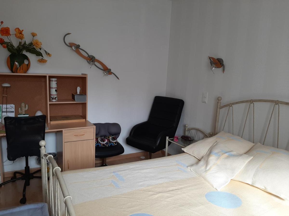 La Palatine Chambre Chez L Habitant A 20 Mn De Rodez Calmont  Exterior foto
